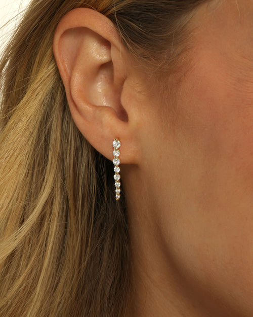 She's an Icon Dagger Earrings - Silver|White Diamondettes