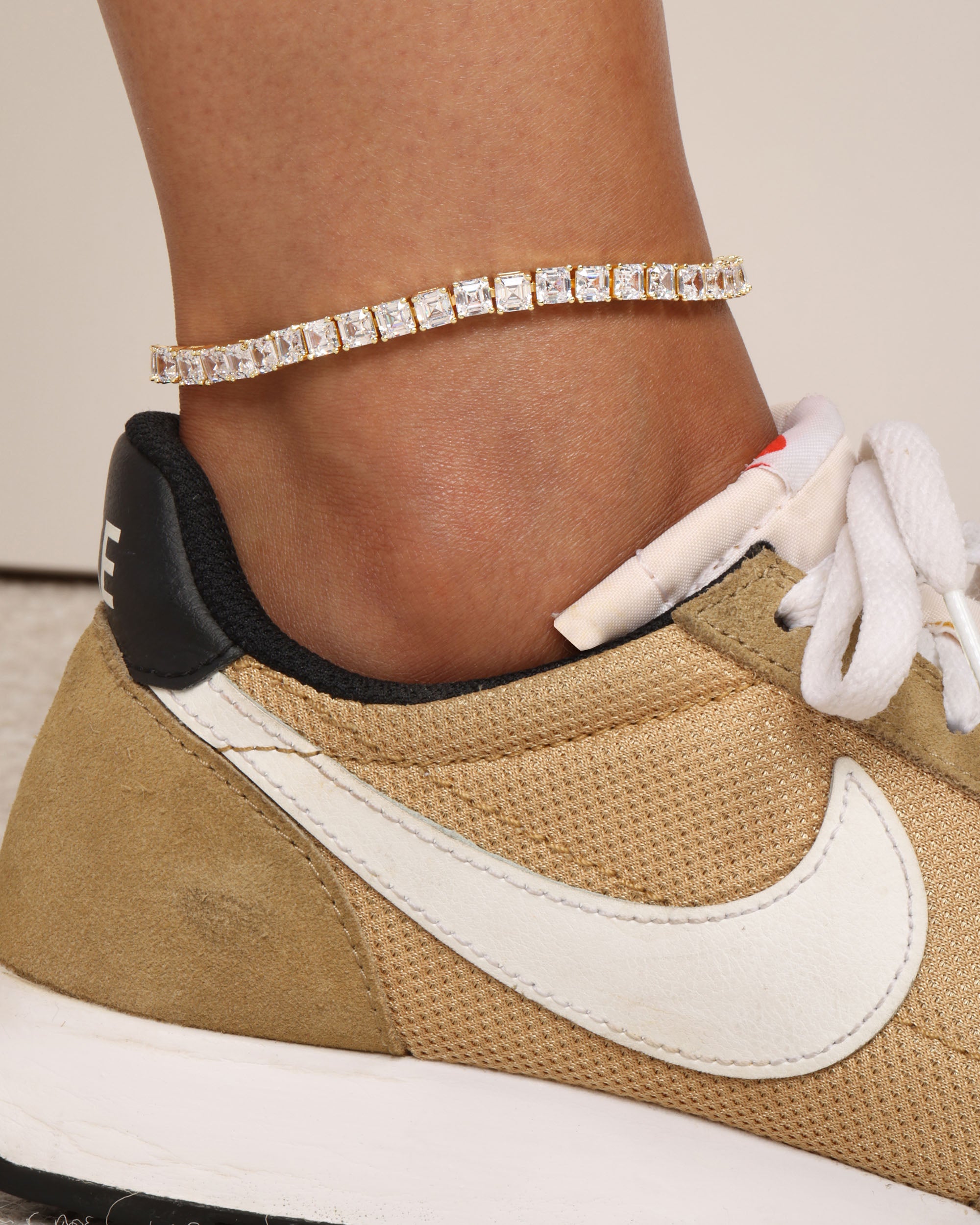 The Queen's Anklet - Gold|White Diamondettes