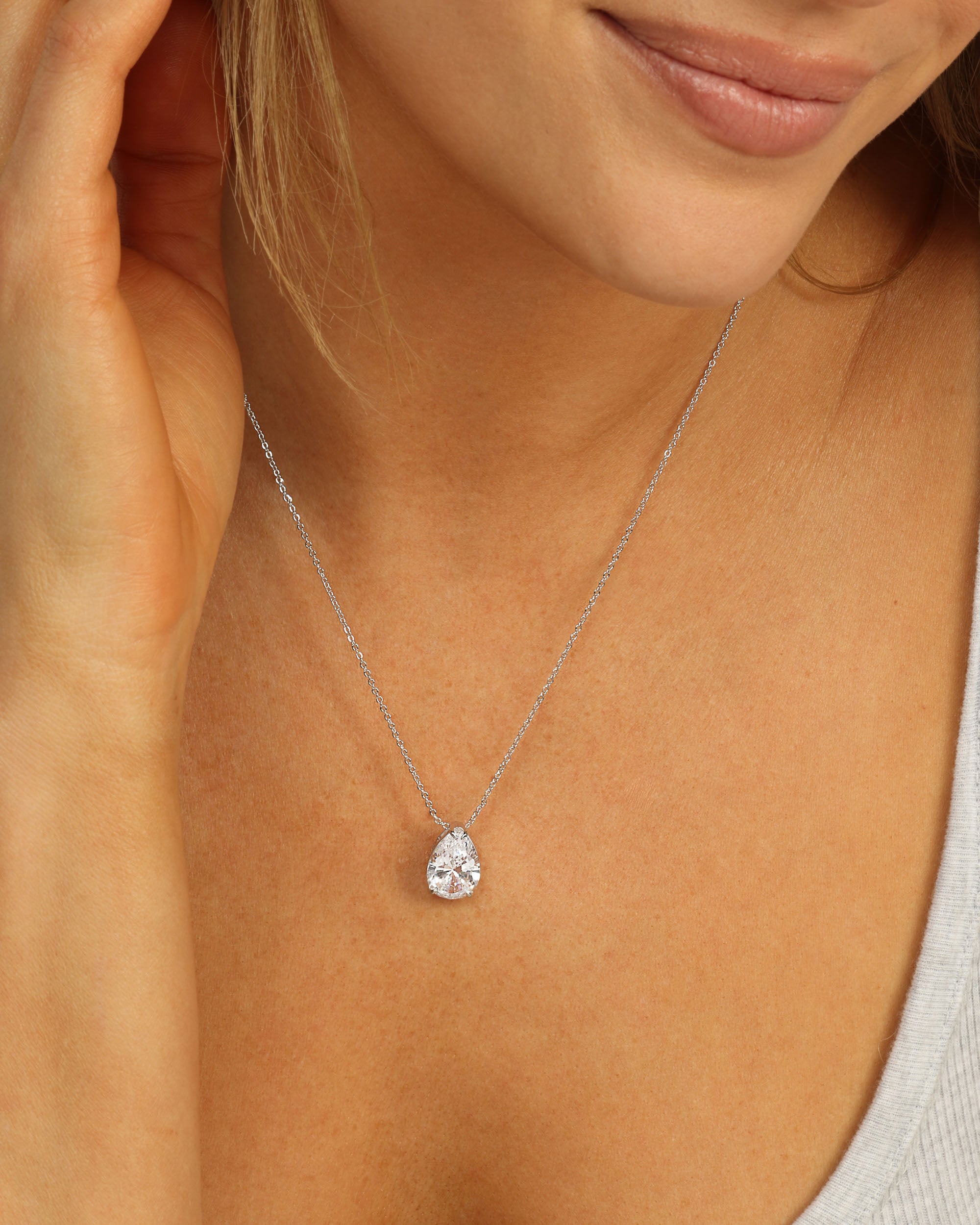 "Are you Jealous" Necklace - Silver|White Diamondettes