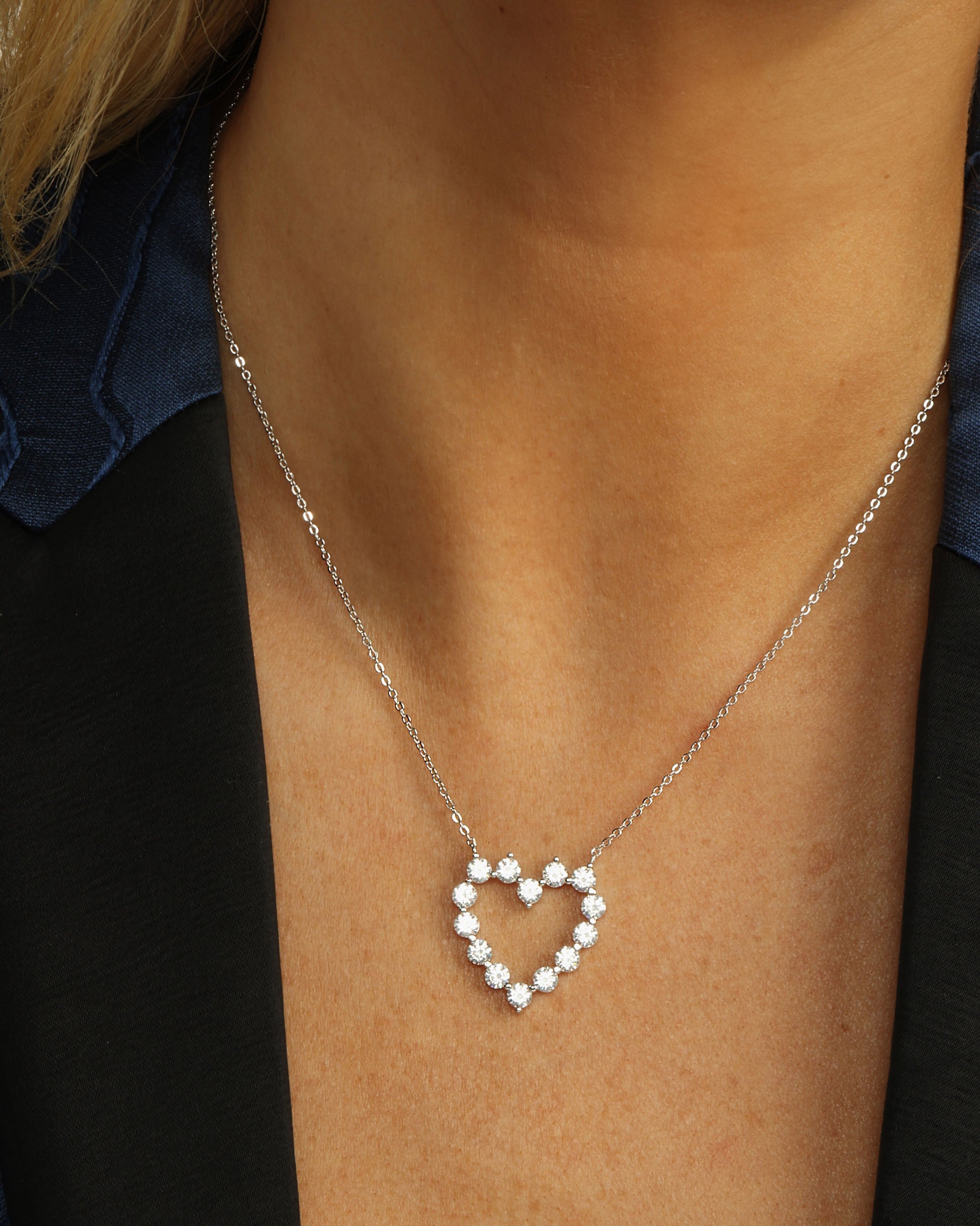 She's an Icon Baby Heart Necklace - Silver|White Diamondettes