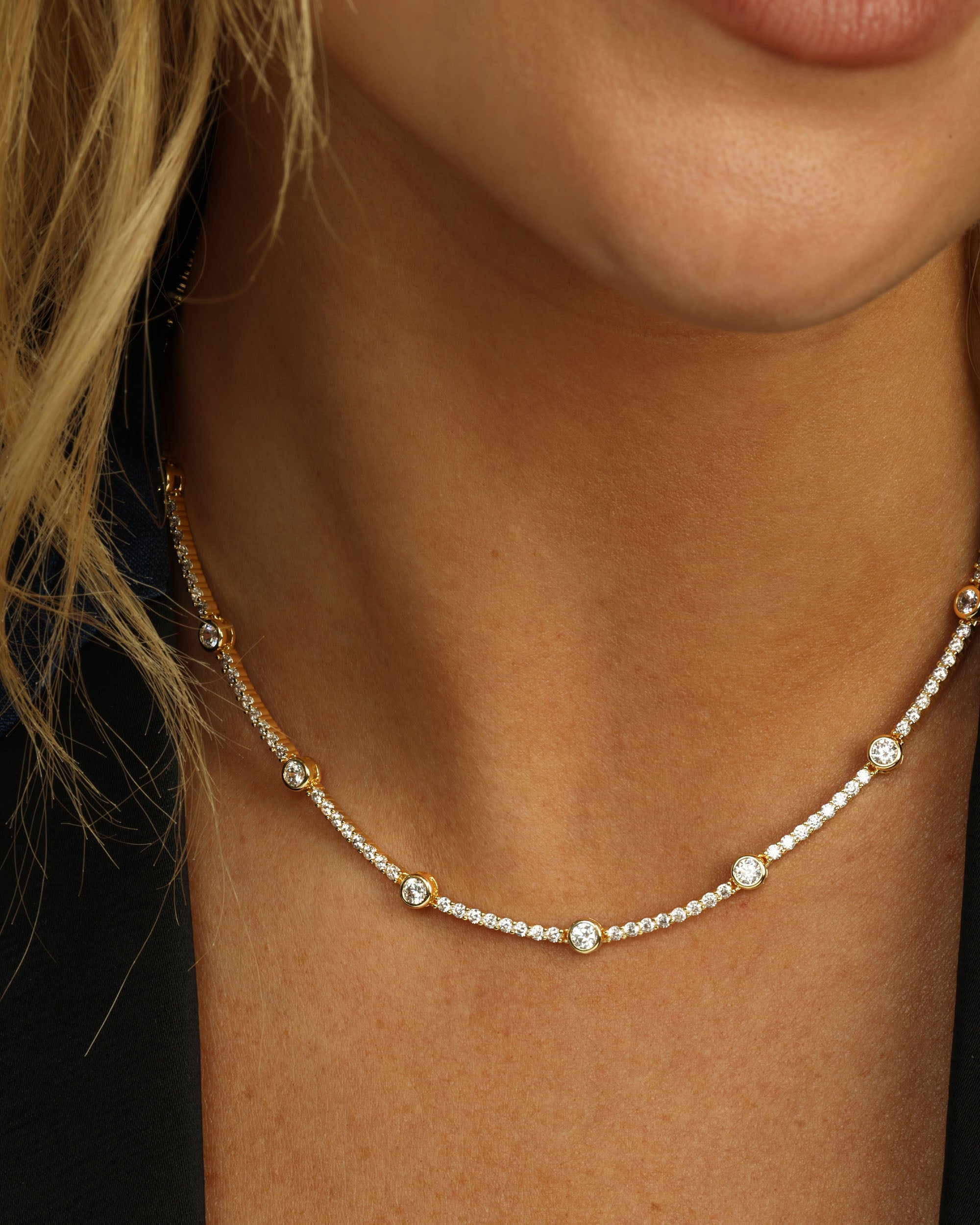 She's an Icon Station Necklace 16" - Gold|White Diamondettes