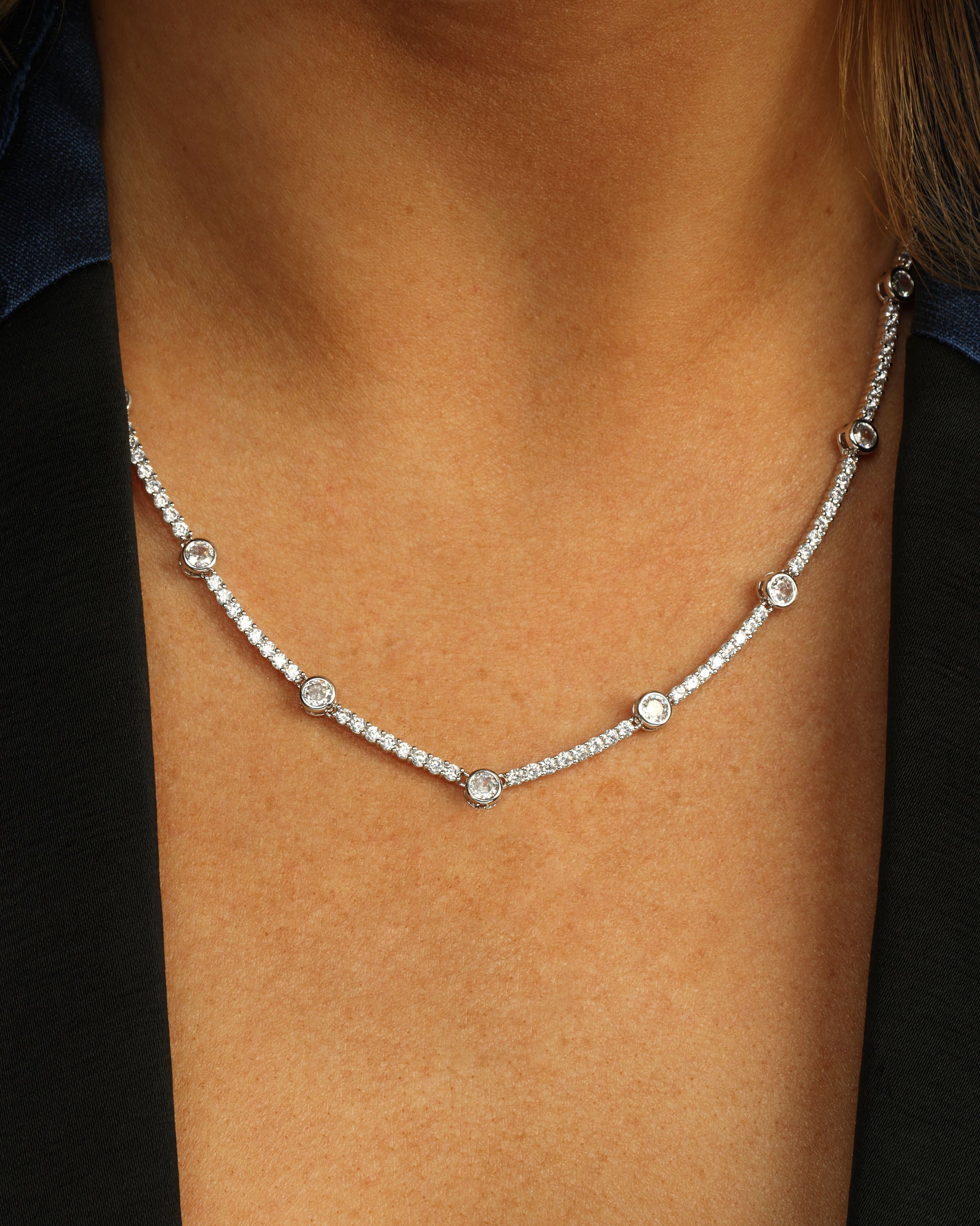 She's an Icon Station Necklace 18" - Silver|White Diamondettes