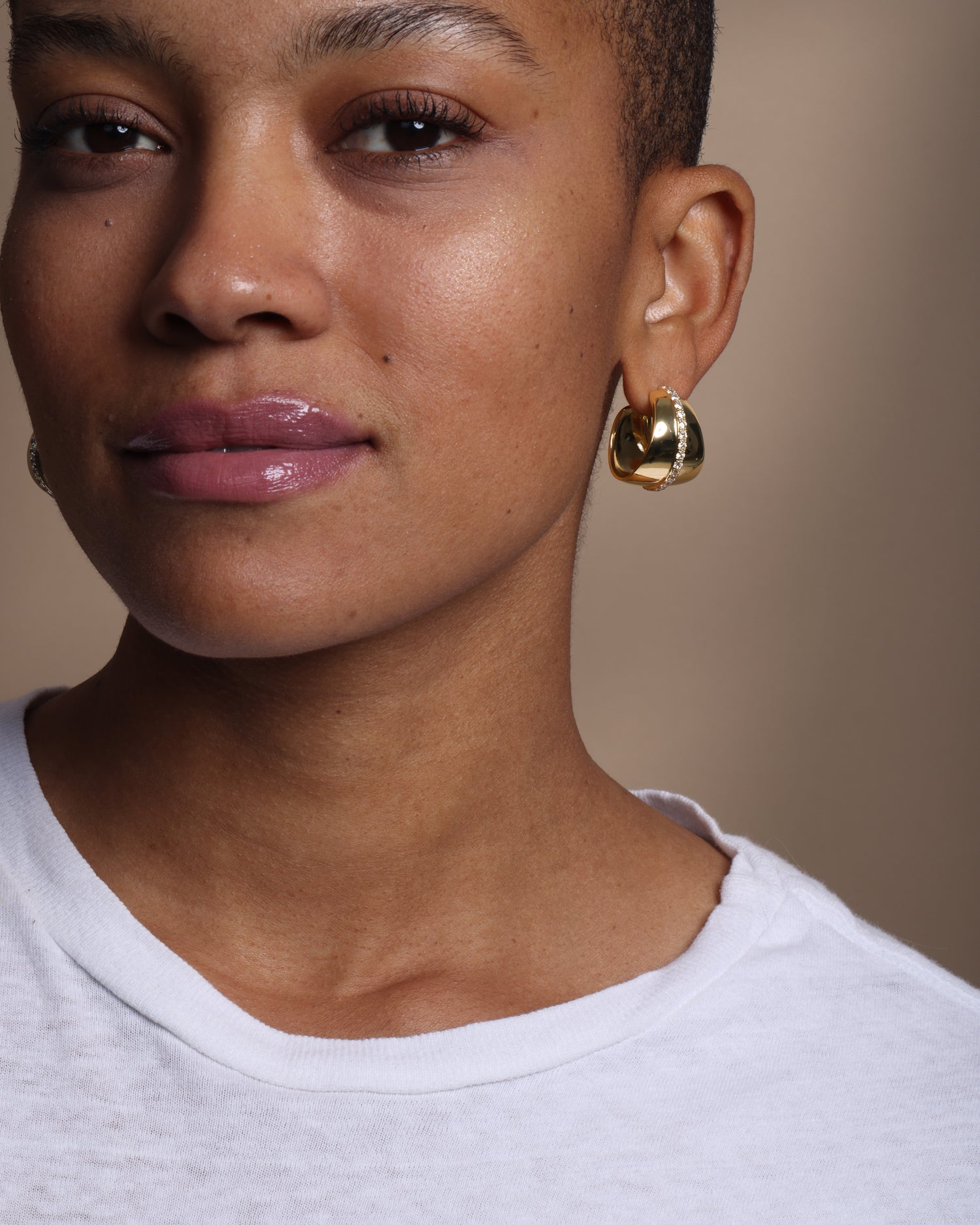 "She's So Smooth" Pavé Hoops - Gold