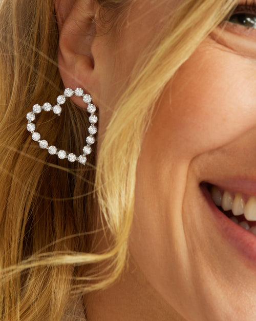 She's an Icon Heart Earrings - Silver|White Diamondettes