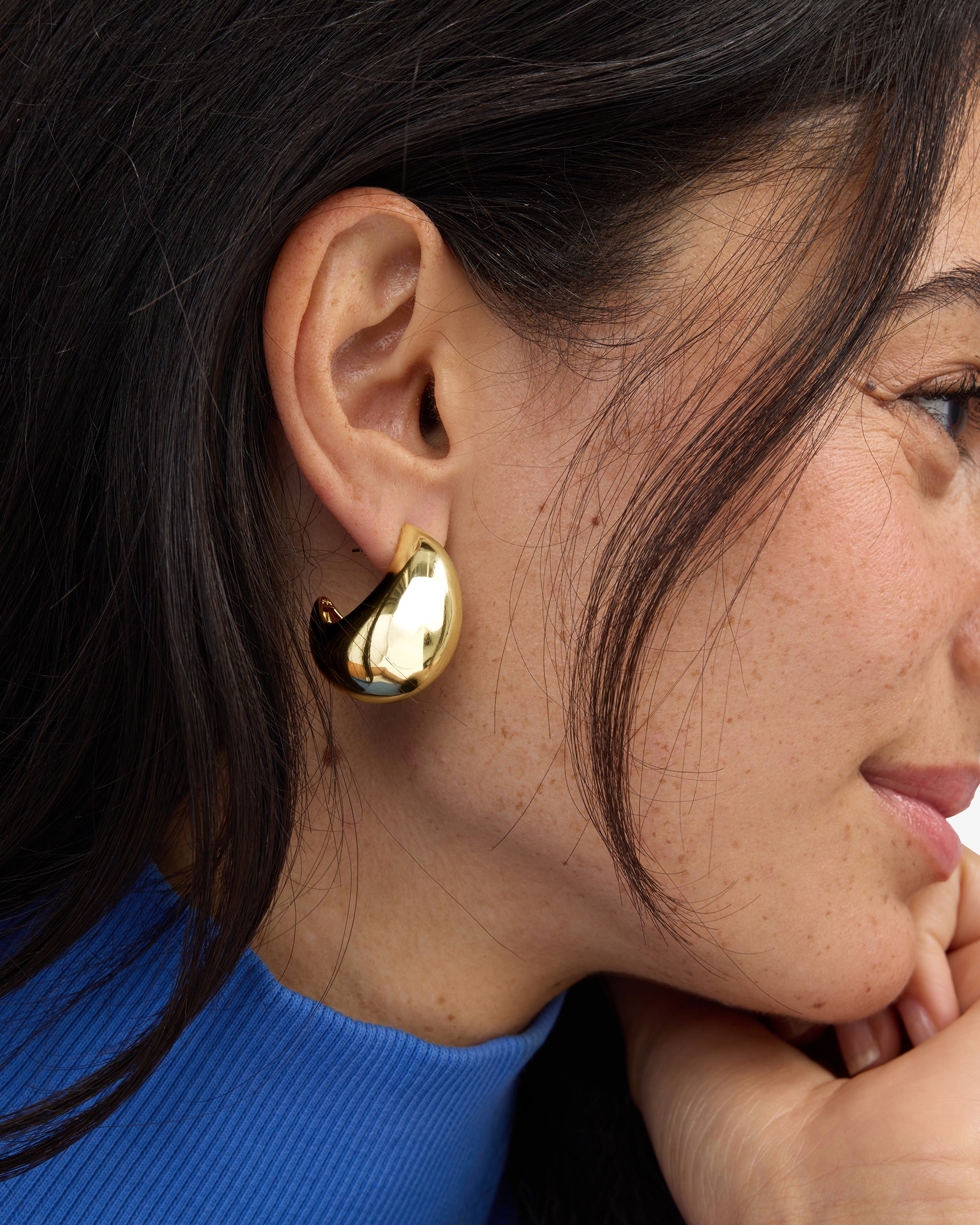 "She's So Smooth" Mama Teardrop Hoops - Gold